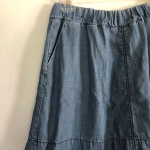 Loose Cotton, Denim-Look Skirt